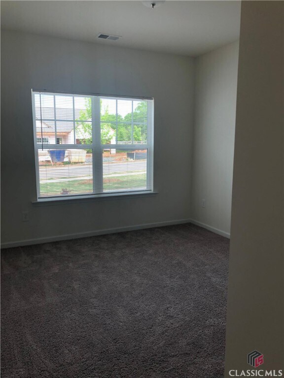 Building Photo - 1109 Day Dr