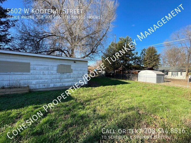 Building Photo - Newly Remodeled 3 Bedroom near Overland Rd!