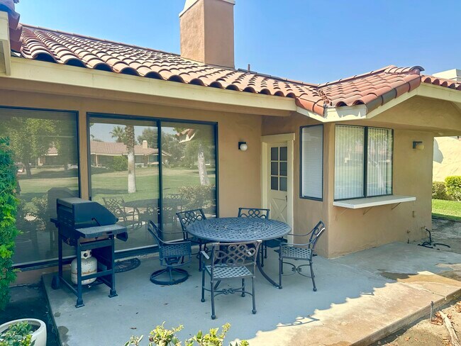 Building Photo - 316 Sierra Madre S