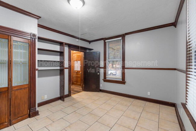 Building Photo - 2420 Shirley Ave