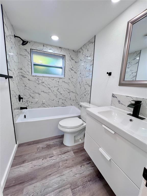 Building Photo - 5703 Andrea Dr