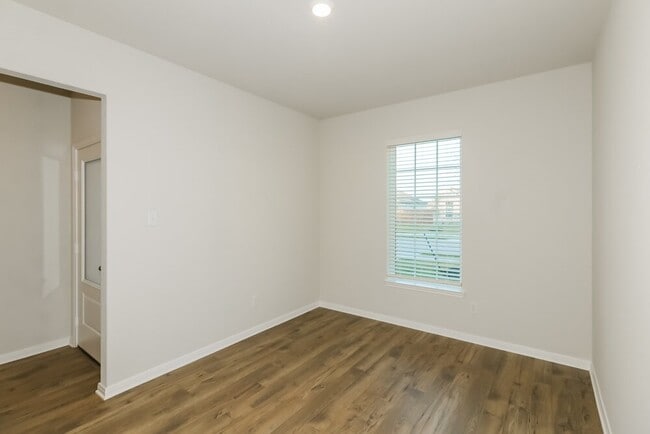 Building Photo - 7530 Tipton Meadow Way