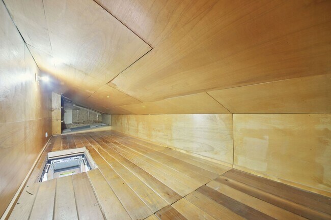 Building Photo - 259 Pine St