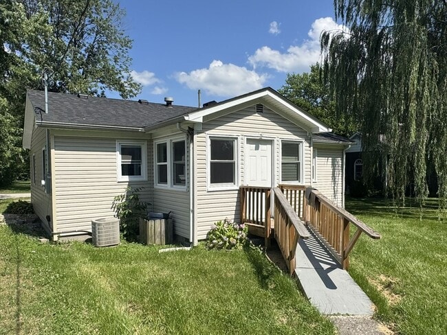 Building Photo - Charming 2 Bed 1 Bath House For Rent in Bo...
