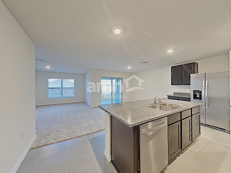 Building Photo - 7765 Broad Pointe Dr