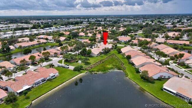 Building Photo - 6183 Floral Lakes Dr