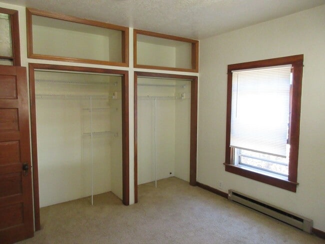 Building Photo - Charming Two Bedroom House by the Park