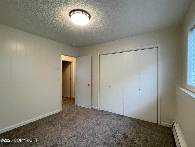 Building Photo - 2746 W 42nd Ave