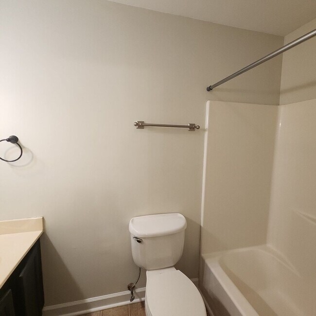 Building Photo - Surfside Beach Townhome- Long Term Rental