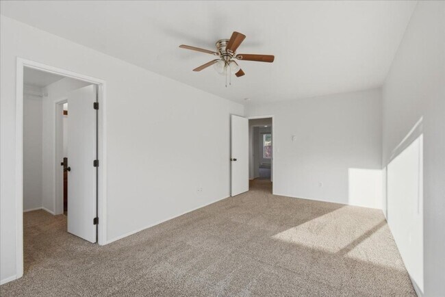 Building Photo - 3Bd/2Ba Lake Stevens Home