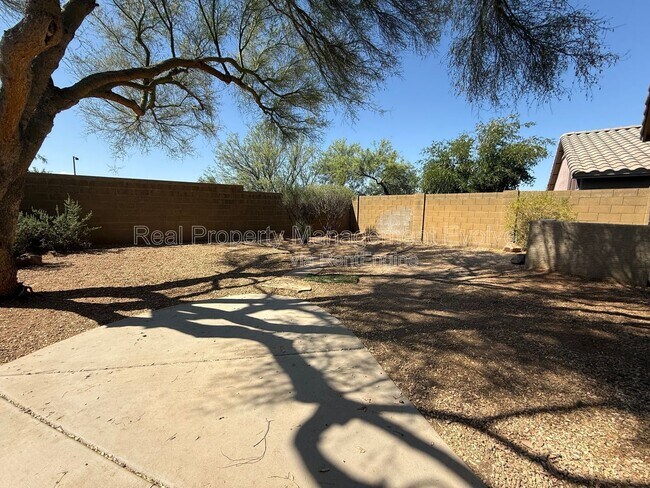 Building Photo - 40517 N Territory Trail