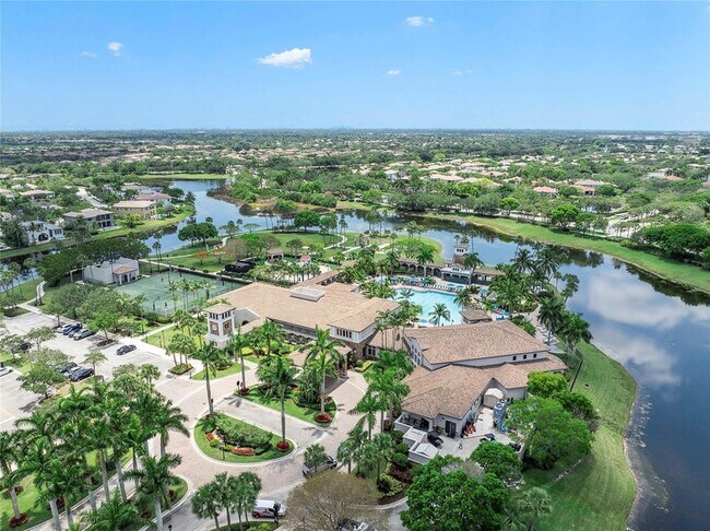 Building Photo - 8215 NW 125th Ln