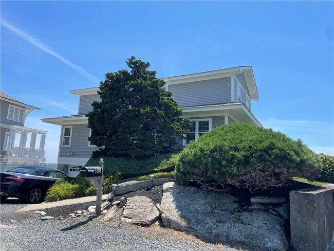 Building Photo - 83 Shore Dr