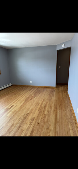 Building Photo - 4936 N Harlem Ave