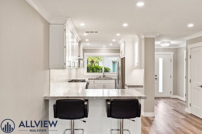 Building Photo - Highly Upgraded, Large Condo in Huntington Beach!