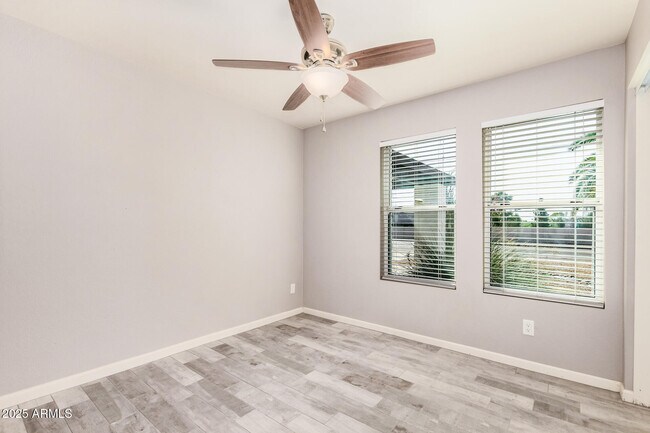 Building Photo - 4950 W Grovers Ave