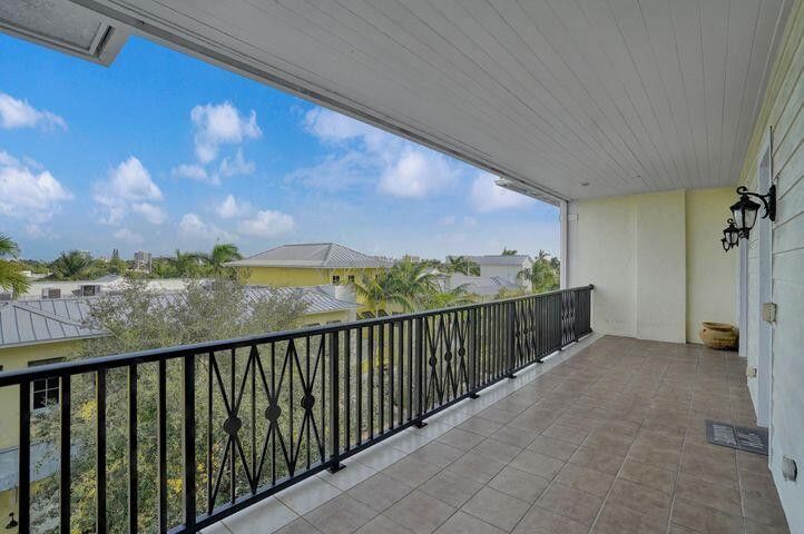 Building Photo - 3120 E Latitude Cir