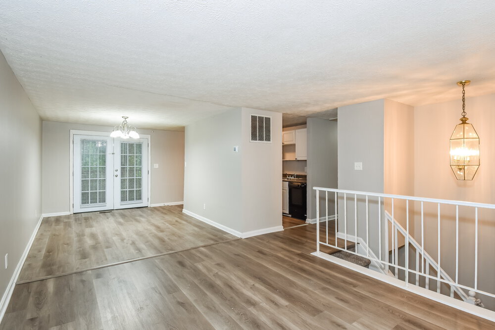 Building Photo - 3332 Chesterfield Ct