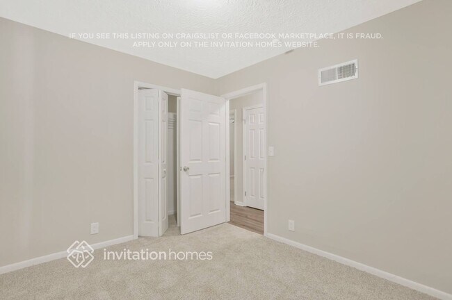 Building Photo - 567 San Pablo Dr