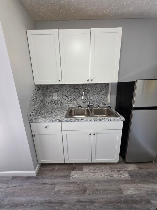 Building Photo - Ragland