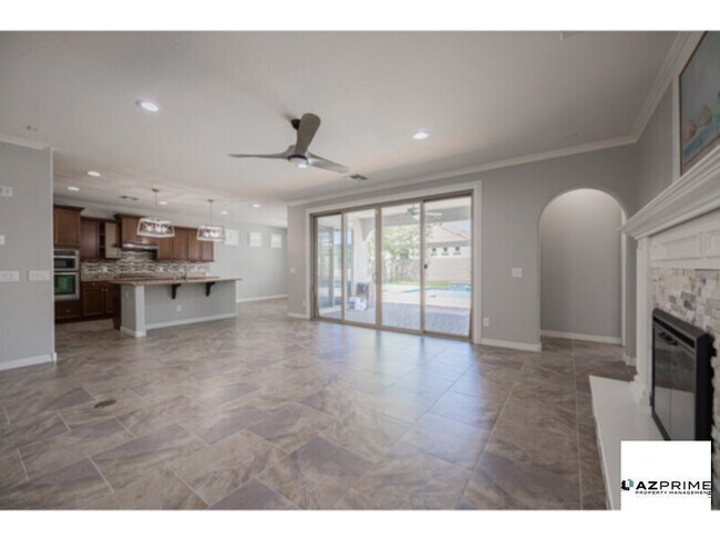 Building Photo - Luxury 4/3.5 Goodyear House with Pool &amp...