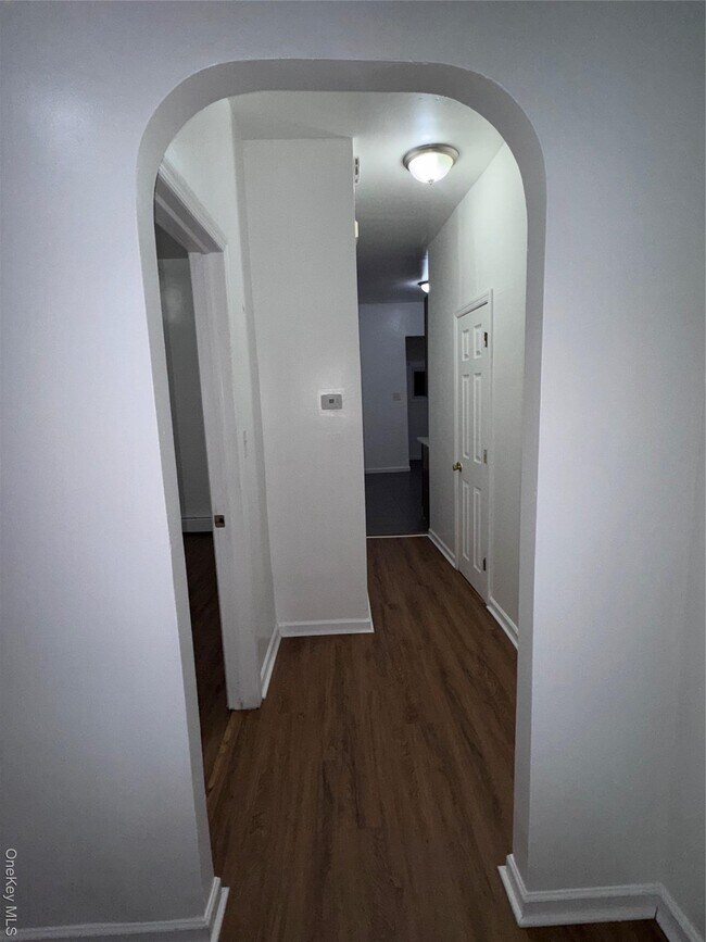 Building Photo - 3951 De Reimer Ave