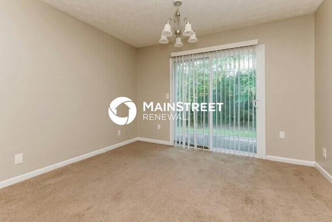 Building Photo - 3 Bedroom Pet-Friendly Home in Lithonia, GA with Main Street Renewal