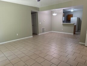Building Photo - 101 Westview Pl