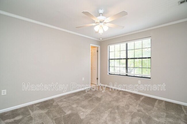 Building Photo - 2406 Condor Ct
