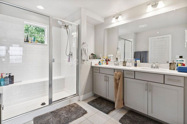 Building Photo - 8890 Yates Dr