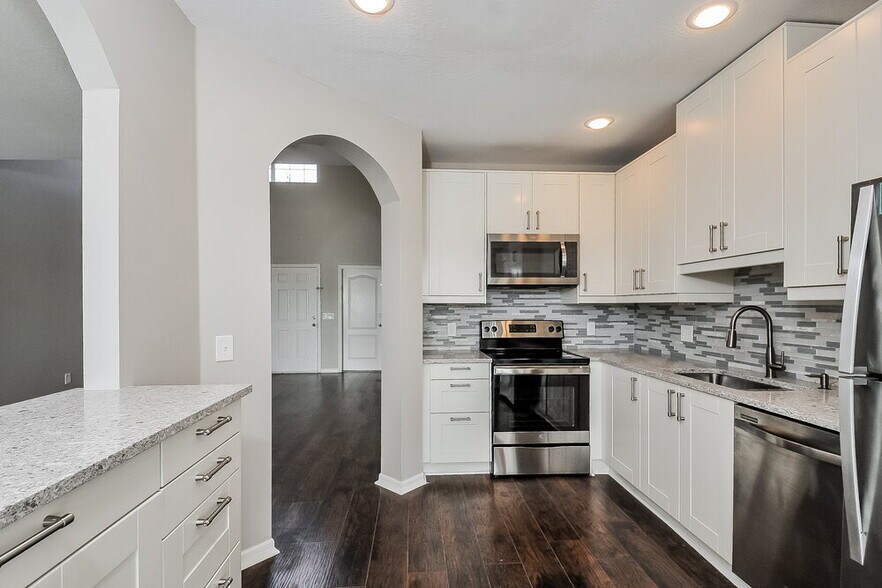 Building Photo - 12527 Evington Point Dr