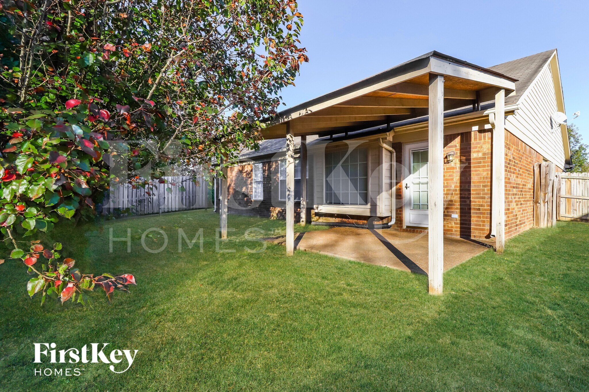 Building Photo - 1411 Carlton Ridge Dr