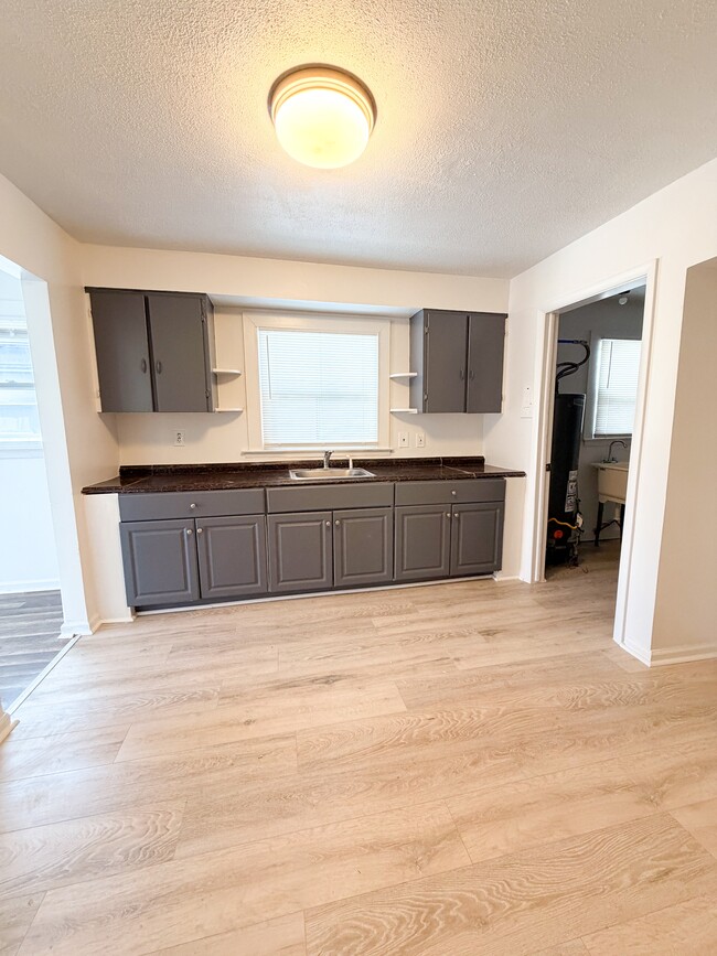 Building Photo - 13717 Keal St