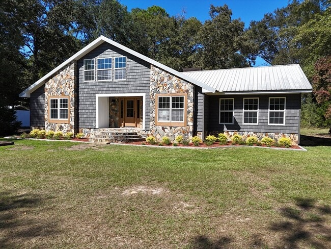 Building Photo - 171 Longwood Dr