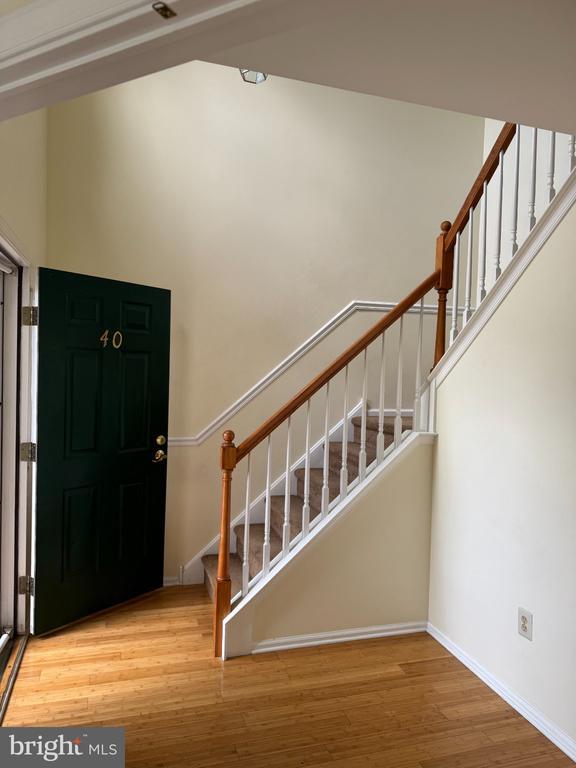 Building Photo - 40 Fawn Ct