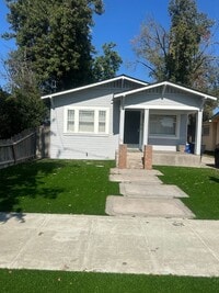 Building Photo - Charming 3 bedroom 1 bathroom