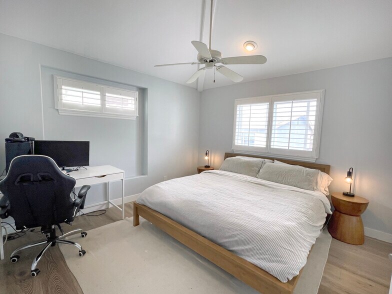 Bedroom 3 - 2111 Nelson Ave