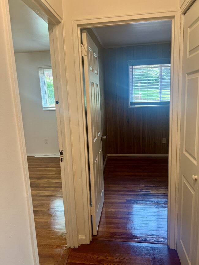 Building Photo - 3012 Oxon Run Ct