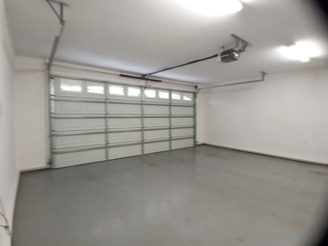 Building Photo - 370 Veranda Dr