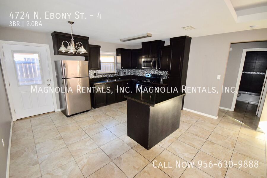 Building Photo - 4724 N Ebony St