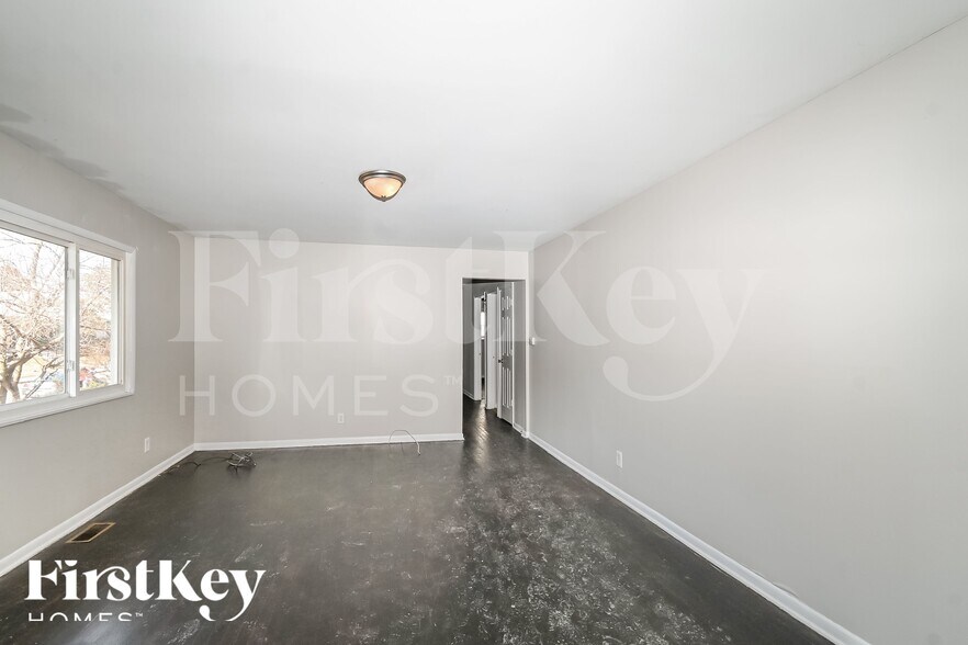 Building Photo - 2531 Boulevard Pl