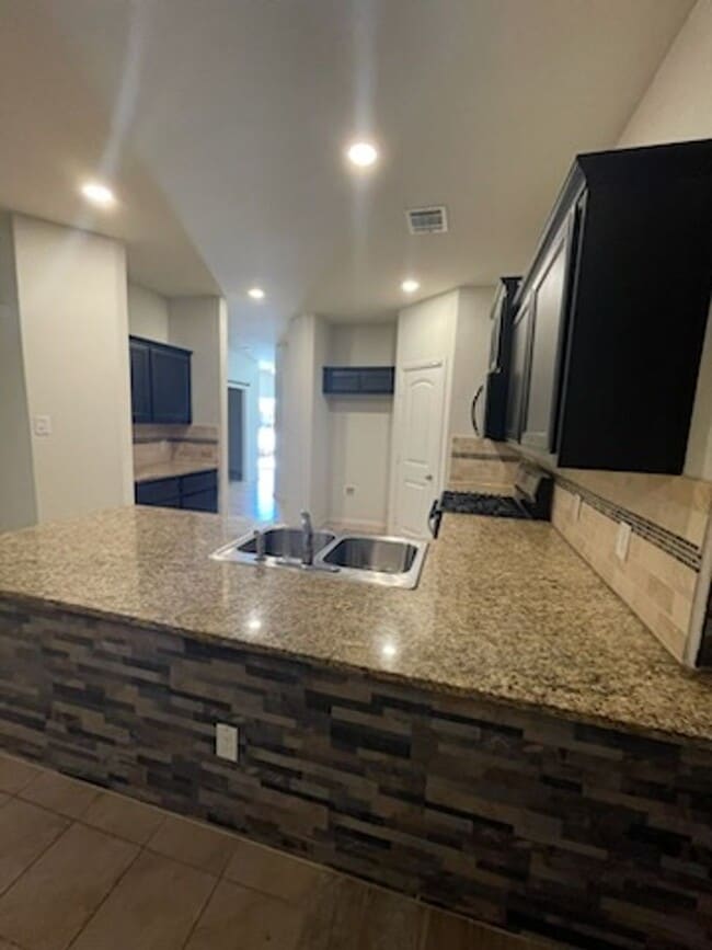 Building Photo - 4212 Tollcross Ln