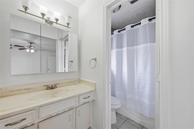 Building Photo - 1661 Juniper Ln