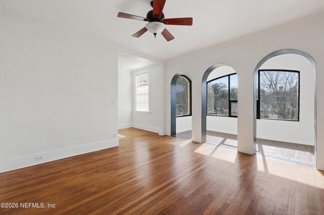 Building Photo - 1625 Seminole Rd