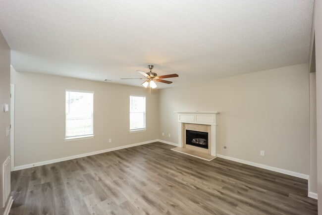 Building Photo - 6956 Fields Dr