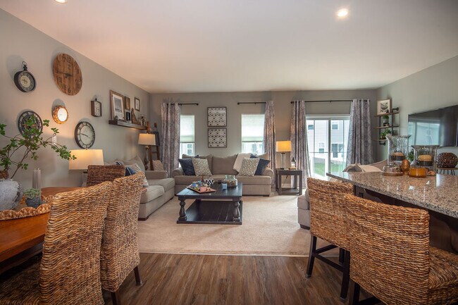 Building Photo - 351 Goodwick Dr