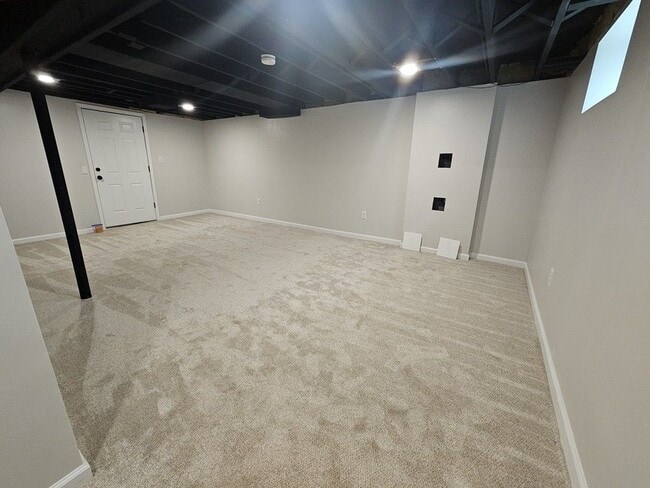 Building Photo - 117 Willette Terrace