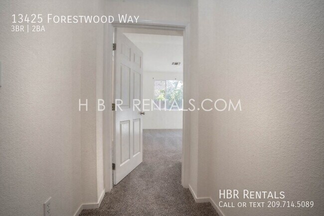 Building Photo - 13425 Forestwood Way
