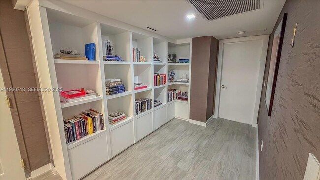 Building Photo - 9801 Collins Ave