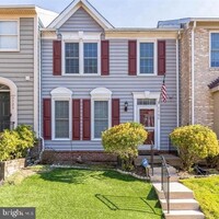 Building Photo - 7725 Hickory Glen Way